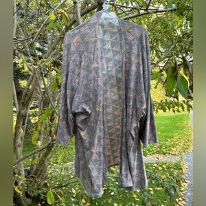 Lularoe Lindsay cardigan
